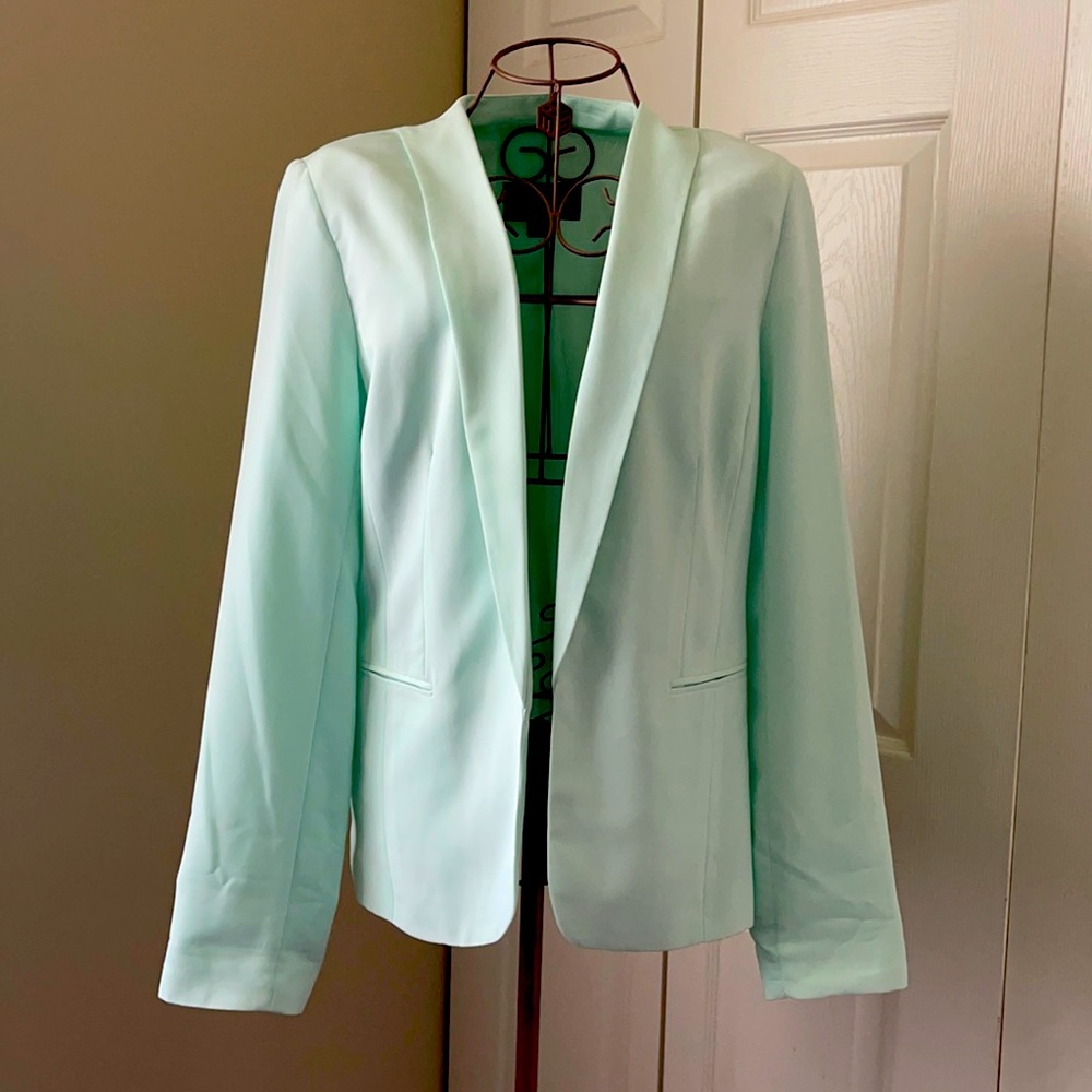 Mint blazer by Metaphor